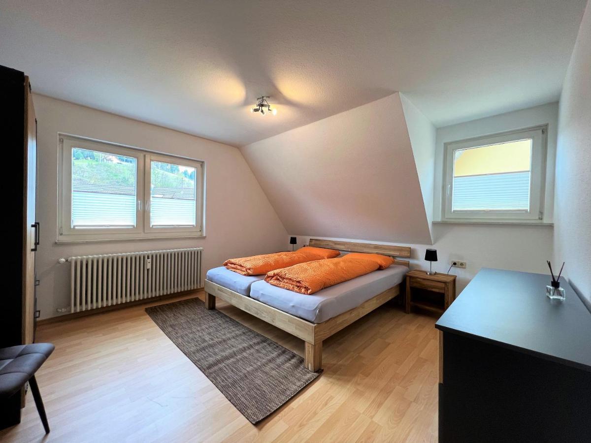 Ferienwohnung Kinzigblick - Balkon - Fuer Kinder - Mit Bettwaesche & Handtuecher Schenkenzell Exterior photo