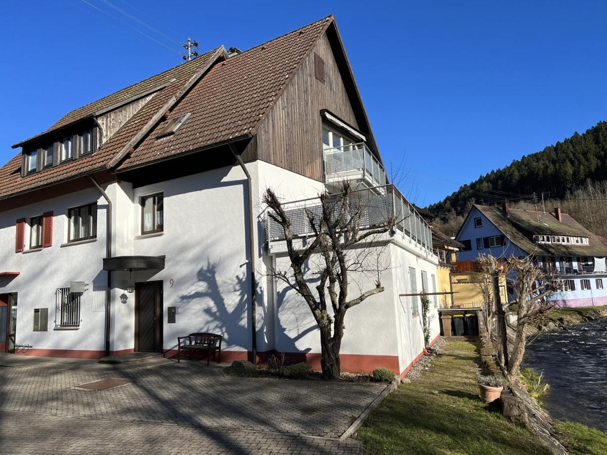 Ferienwohnung Kinzigblick - Balkon - Fuer Kinder - Mit Bettwaesche & Handtuecher Schenkenzell Exterior photo